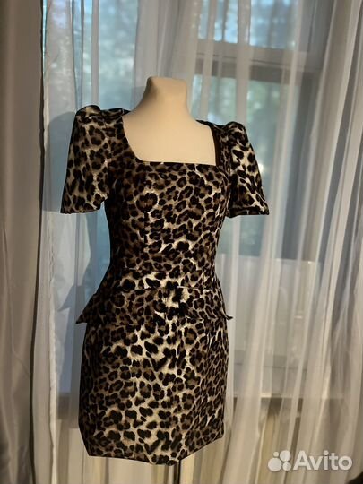Платье женское 42 44