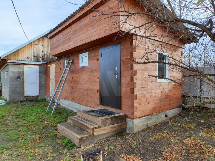 Дом 42 м² на участке 26,6 сот.