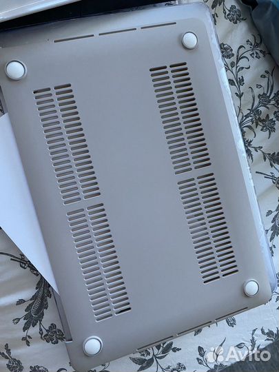 Накладка/чехол на Macbook Pro 13