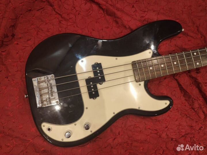 Бас гитара Legend by Aria Pro II (Пресижн)