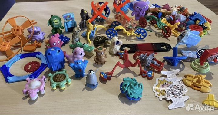 Игрушки сборные киндер разные + запчасти