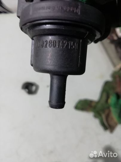 Клапан вентиляции топливного бака BMW 5 E34