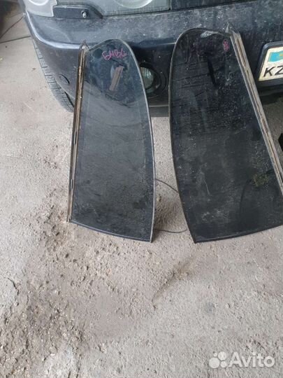 Задние стекла форточки на бмв 6 е63
