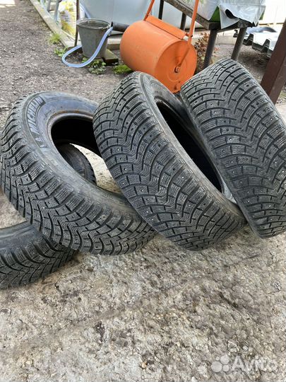 Michelin X-Ice North 215/65 R16 102T