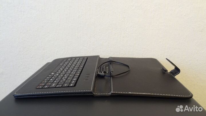 Чехол с клавиатурой для планшета 7 8 9