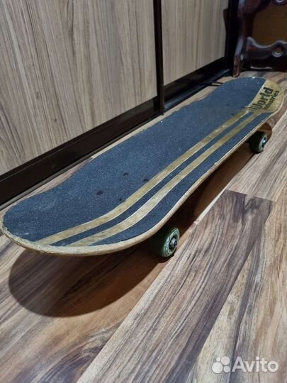 Скейтборд World Industries