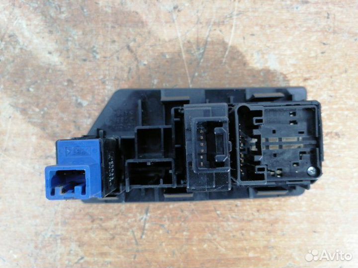 Блок управления зеркалами Toyota Crown GRS180