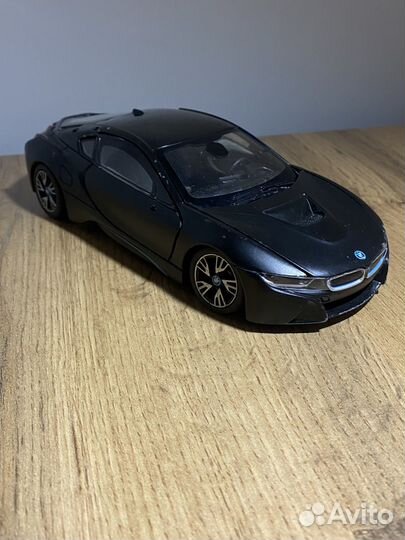 Модель автомобиля bmw i8 rastar 1/24