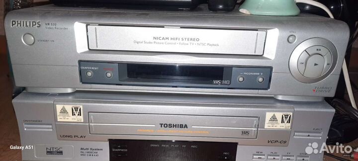 Видеомагнитофон philips