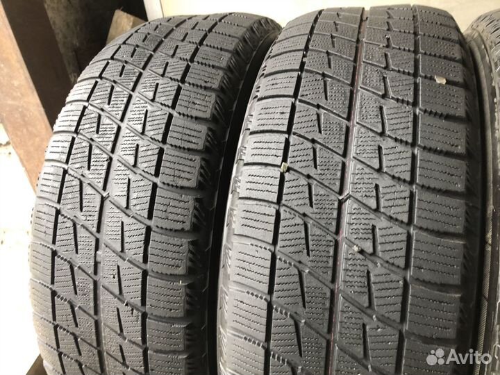 Bridgestone Ice Partner 215/60 R16