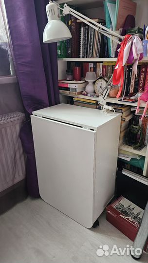 Маникюрный стол складной бу