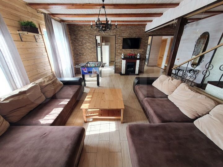 Коттедж 170 м² на участке 8 сот.