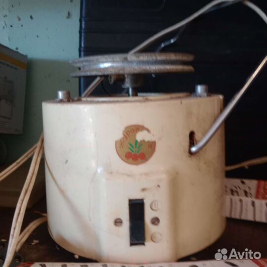 Электродвигатель от соковыжималки