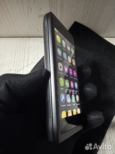 Prototype nokia n950 rm680 в коллекцию