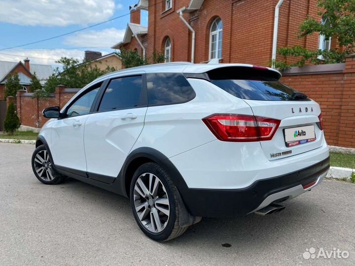 LADA Vesta Cross 1.6 МТ, 2018, 93 000 км