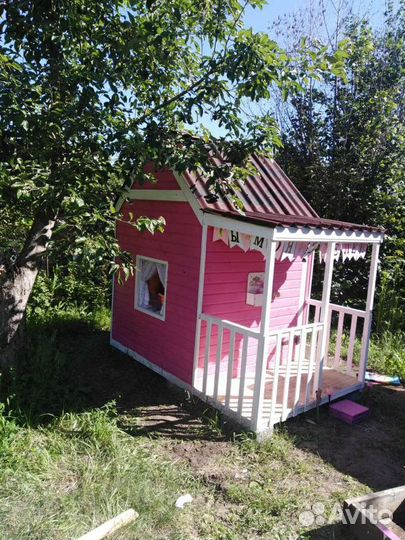 Детский деревянный домик