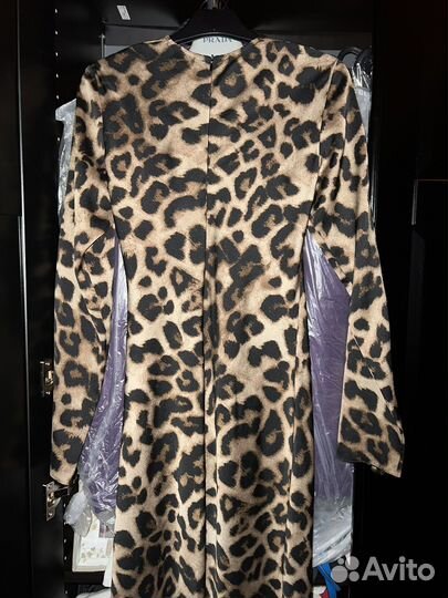 Платье леопардовое из атласа Арапхановы