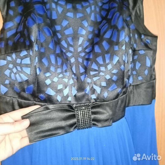 Вечернее платье