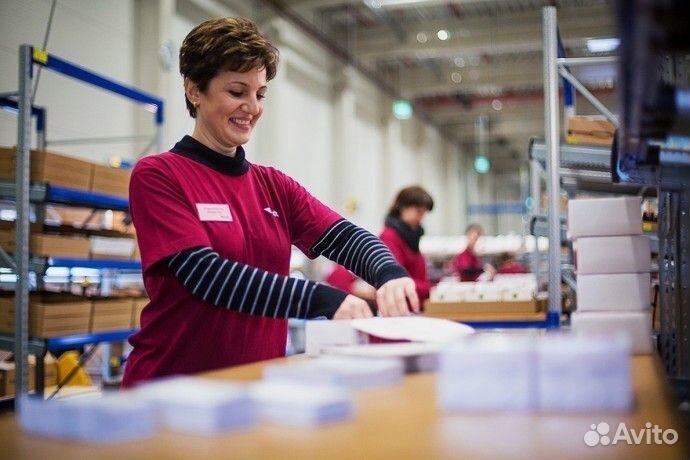 Сотрудник склада. Бесплатные обеды.Частые выплаты