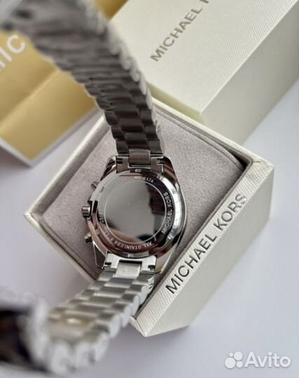 Часы Michael Kors