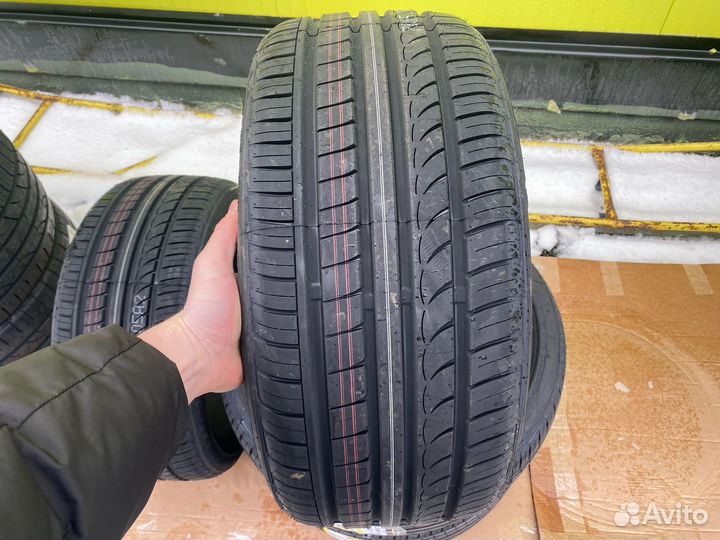 Austone Athena SP-701 255/35 R18