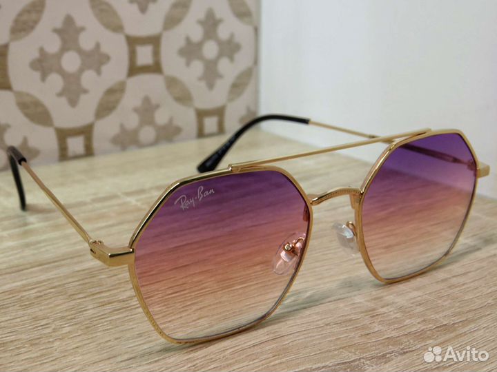 Солнцезащитные очки Ray-Ban