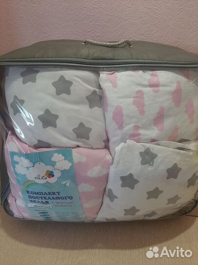 Комплект в детскую кроватку