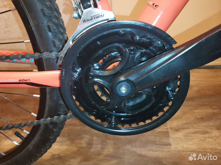 Велосипед взрослый Mongoose Monata LE 27.5