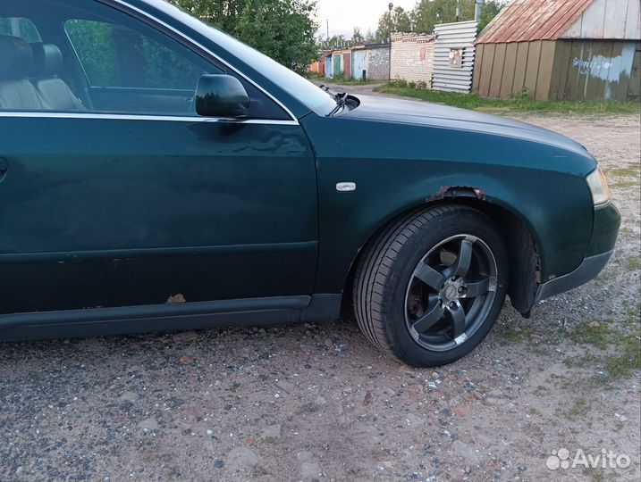 Audi A6 1.8 МТ, 1999, 303 000 км