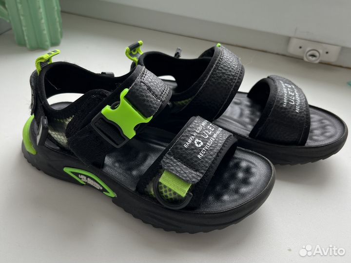 Сандали детские