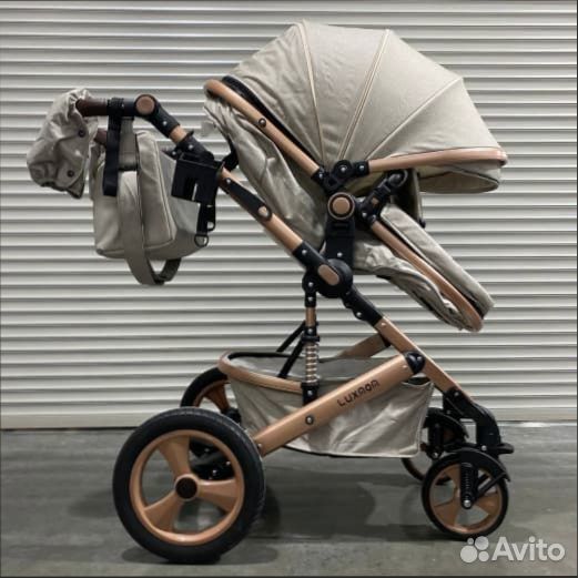 Коляска детская Luxmom