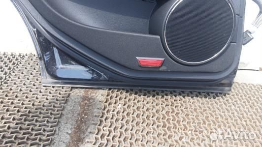 Дверь задняя левая mercedes benz C-class W204 (LNT