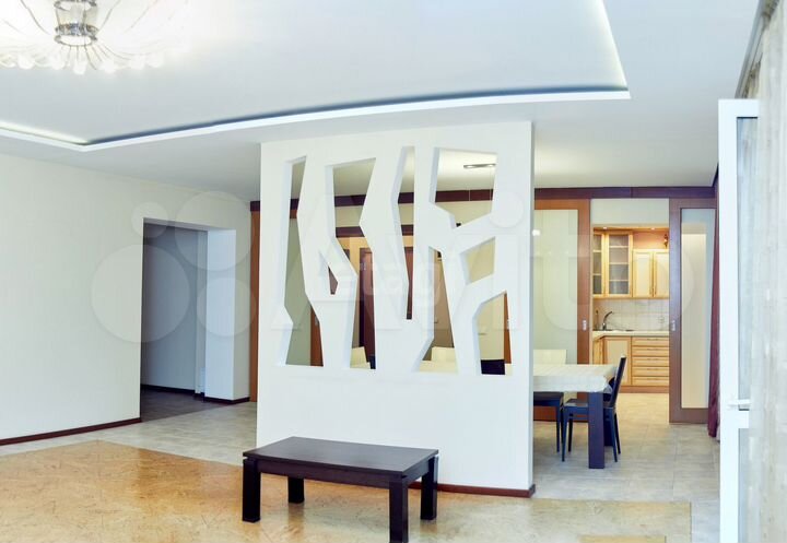 4-к. квартира, 182,1 м², 2/8 эт.