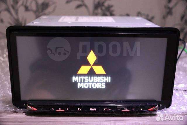 Магнитола Clarion gcx777w