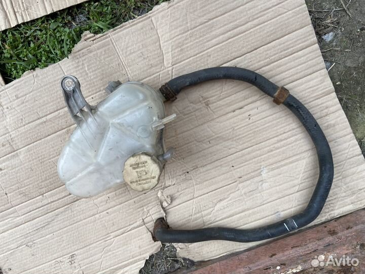 Бачок антифриза Opel Corsa D 2009 г