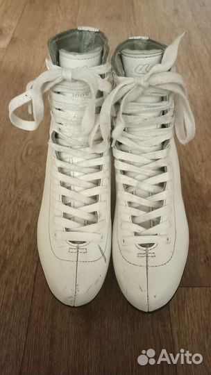 Коньки фигурные