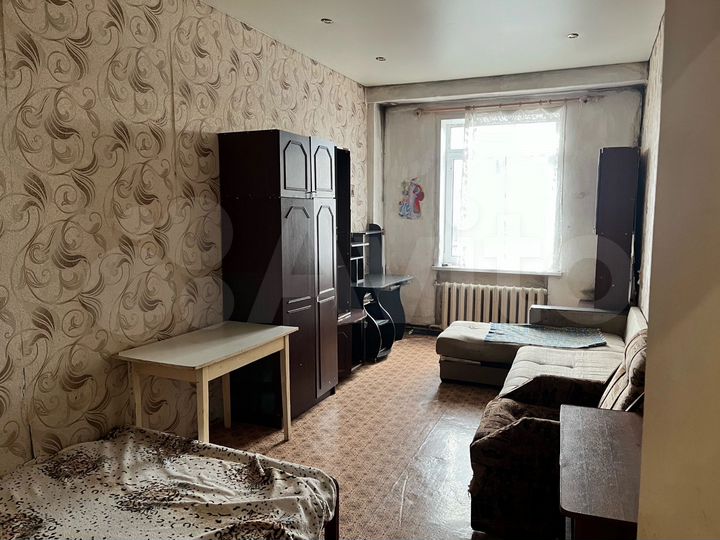 Комната 27 м² в 1-к., 4/4 эт.