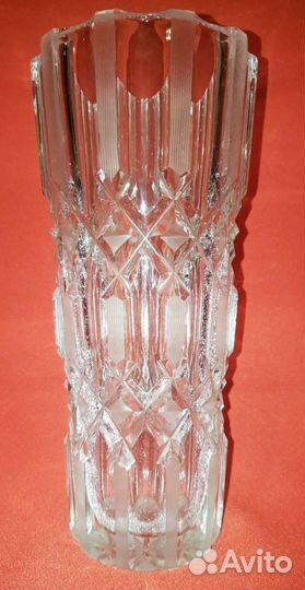 Хрустальная ваза