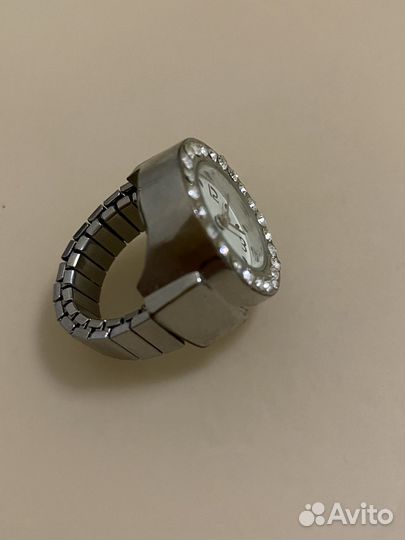 Кольцо- часы