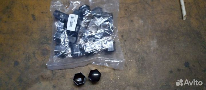 Колпачки на литые диски