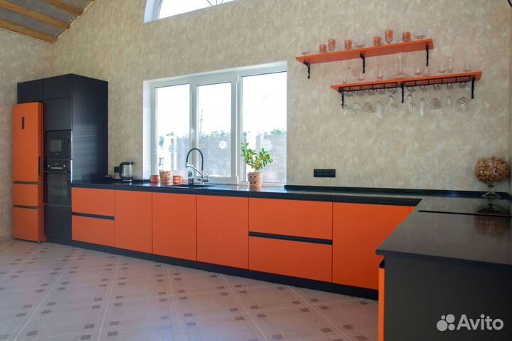 Кухонный гарнитур на заказ под ключ