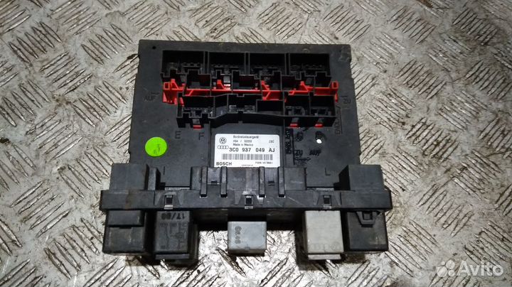 Блок комфорта Golf 5 (03-09) / Octavia A5 (04-13) / Passat B6 (05-11) б/у (арт. 3C0937049AJ)