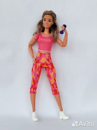 Барби Джойс йога