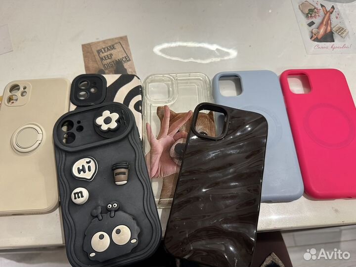 Чехлы на iPhone 11