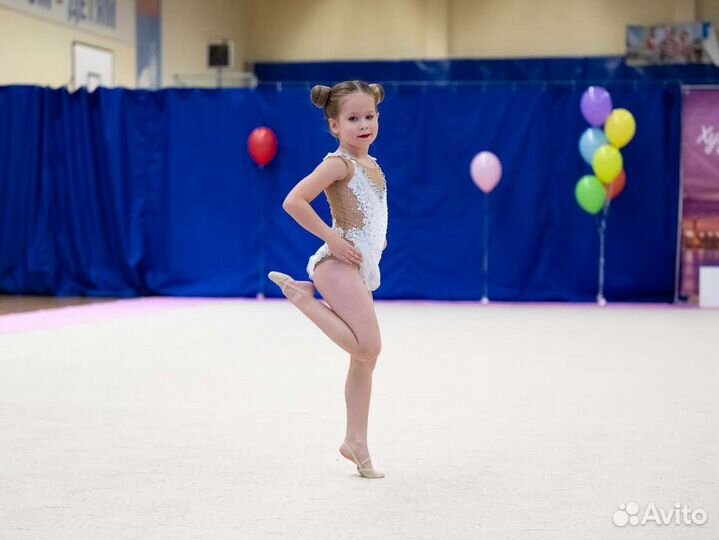 Купальник для художественной гимнастики белый 116