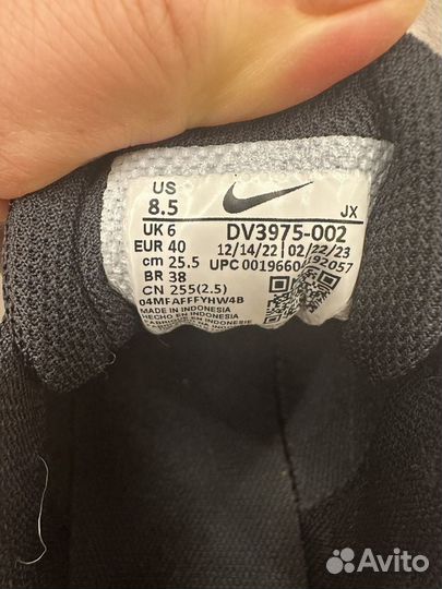 Кроссовки nike оригинальные 25,5