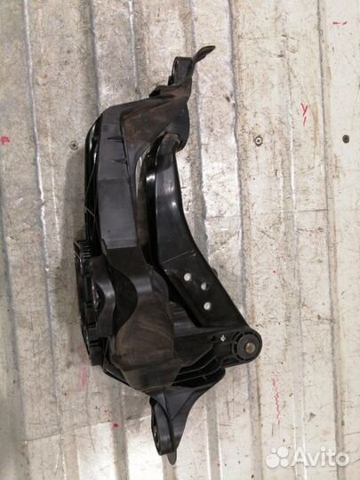 Педаль тормоза Skoda Rapid CGP 1 2014