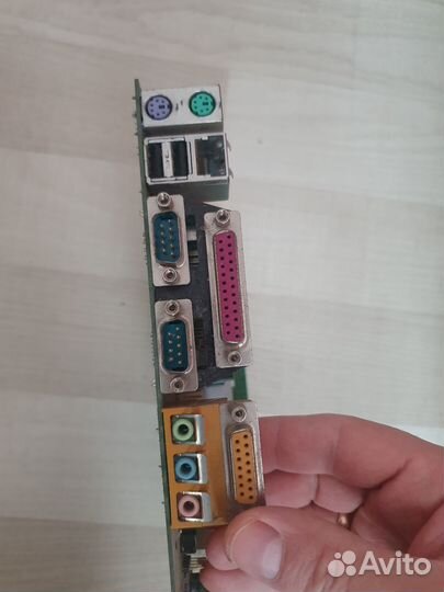 Материнка спроцем и оперативкой древняя