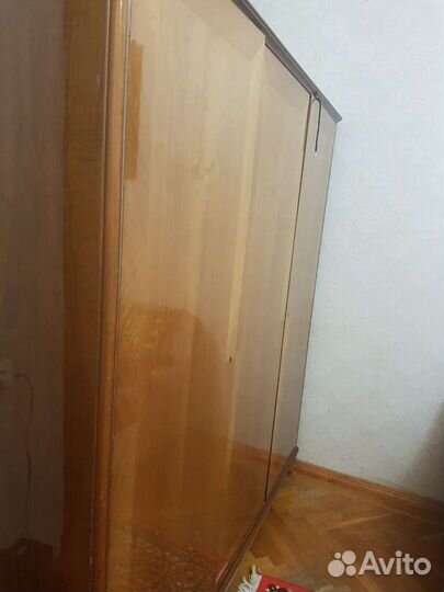 Шифонер трёх створчатый