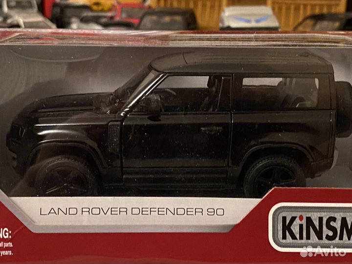 Модель автомобиля 1:43